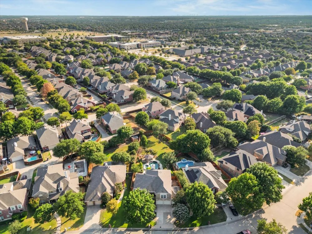 7305 ROYAL GLEN TRAIL McKinney, TX 75072