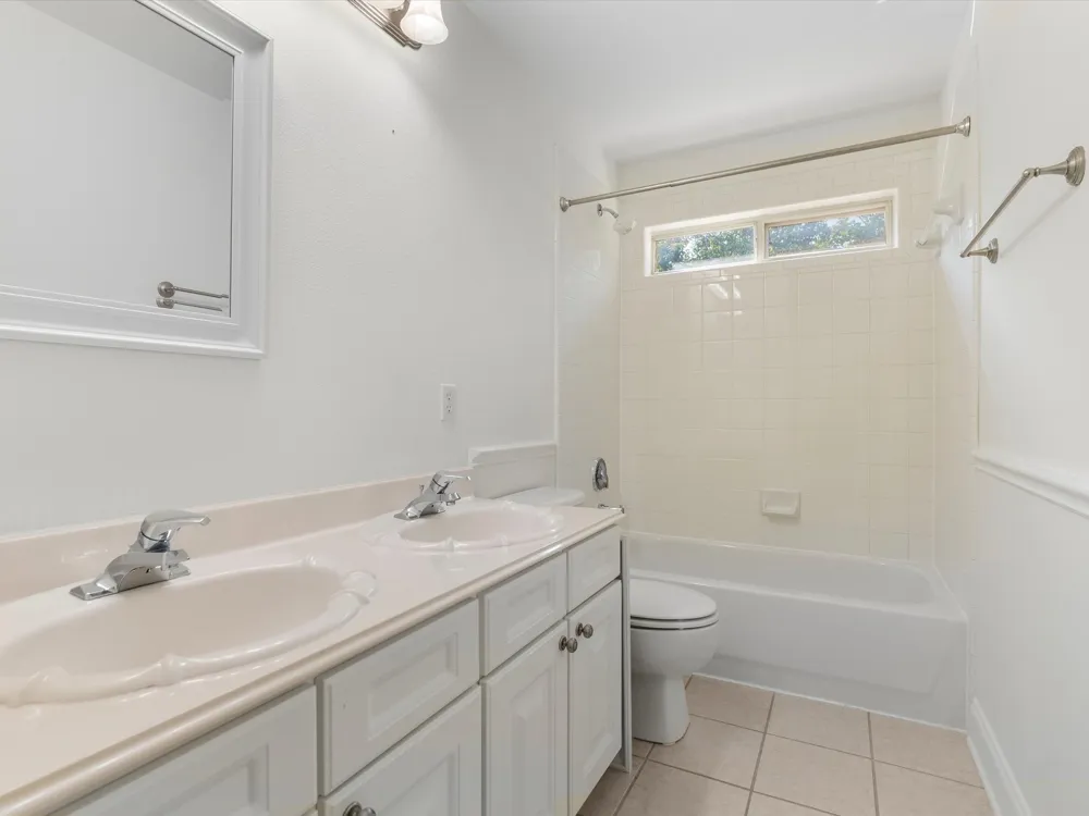 7305 ROYAL GLEN TRAIL McKinney, TX 75072