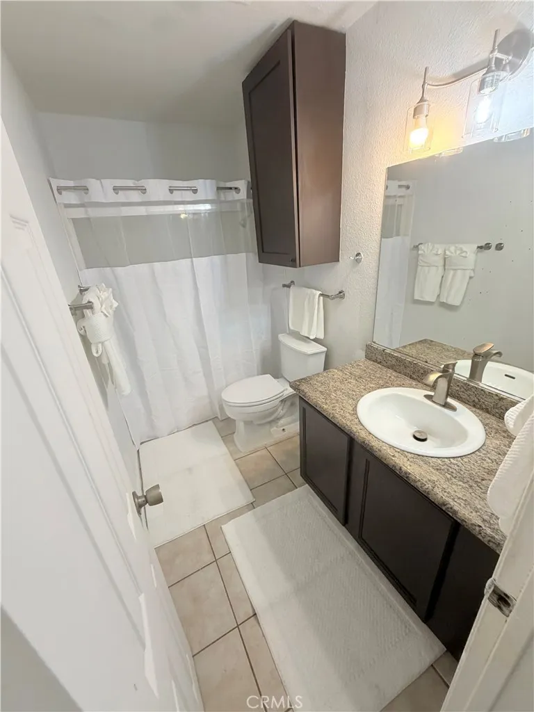 9210 Kenwood Dr. H Spring Valley, CA 91977