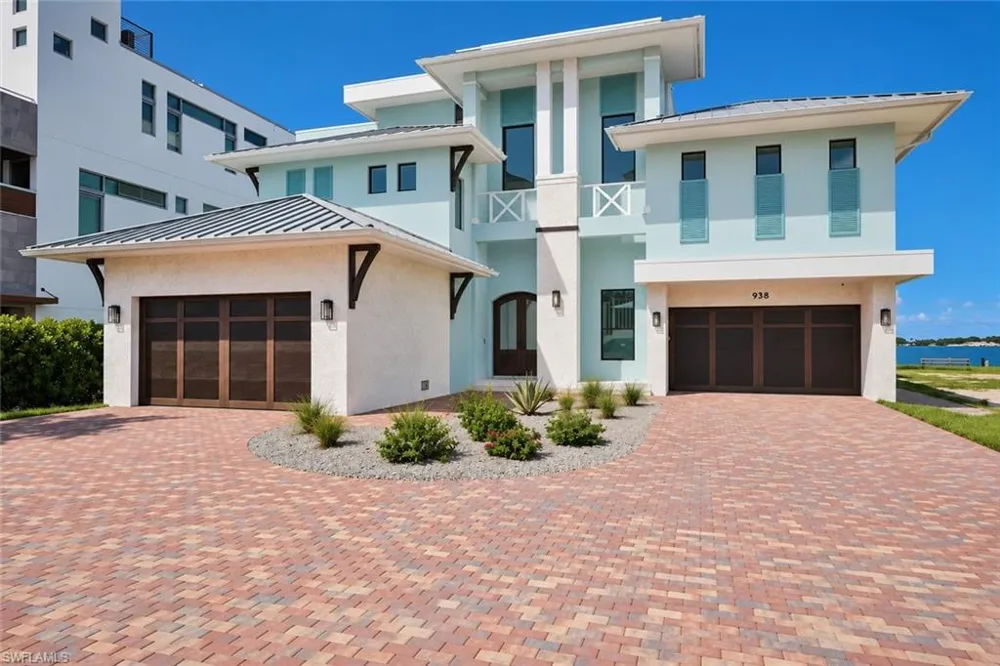938 San Carlos Drive Fort Myers Beach, FL 33931