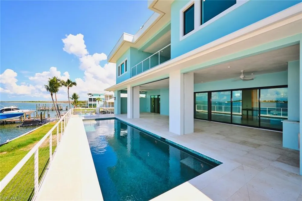 938 San Carlos Drive Fort Myers Beach, FL 33931
