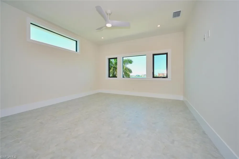 938 San Carlos Drive Fort Myers Beach, FL 33931