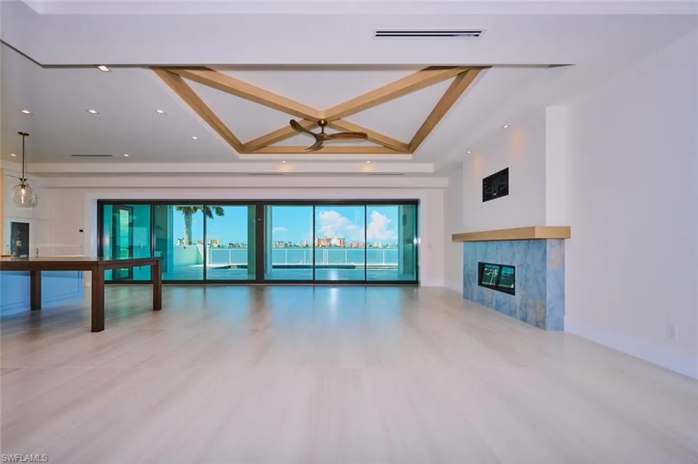 938 San Carlos Drive Fort Myers Beach, FL 33931