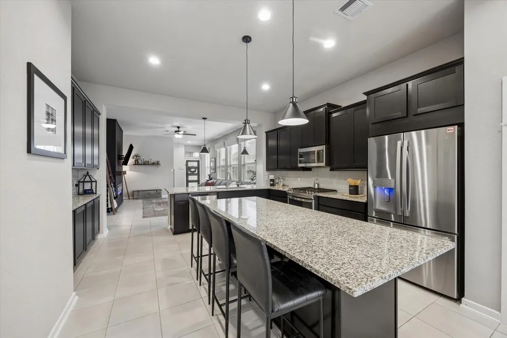17238 Broadleaf Oak Drive Hockley, TX 77447