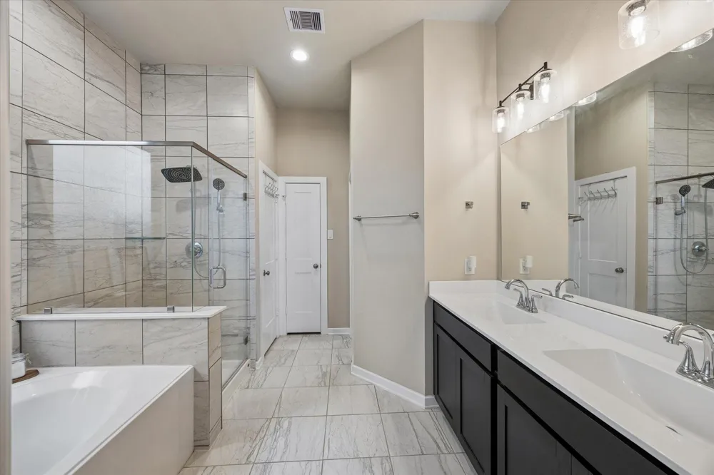 17238 Broadleaf Oak Drive Hockley, TX 77447