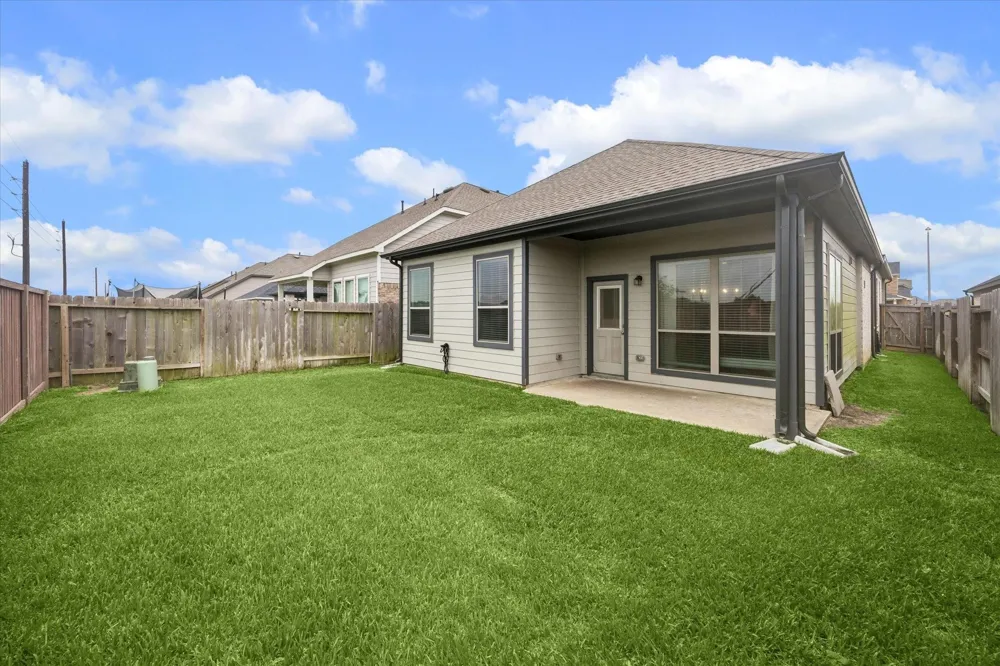 17238 Broadleaf Oak Drive Hockley, TX 77447