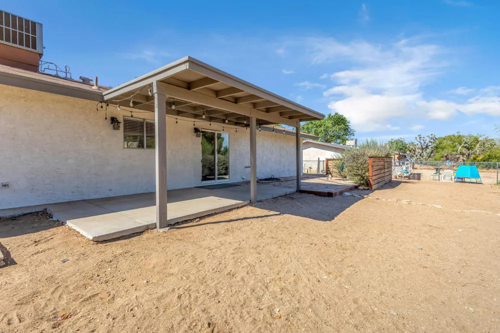 56616 Mountain View Trail Yucca Valley, CA 92284