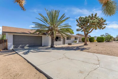 56616 Mountain View Trail