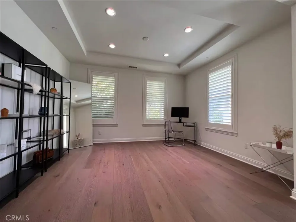 105 Diamondback Irvine, CA 92618