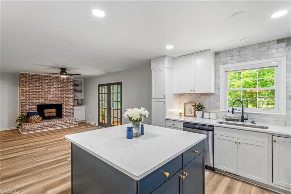 107 Ben Nevis Drive Kernersville, NC 27284