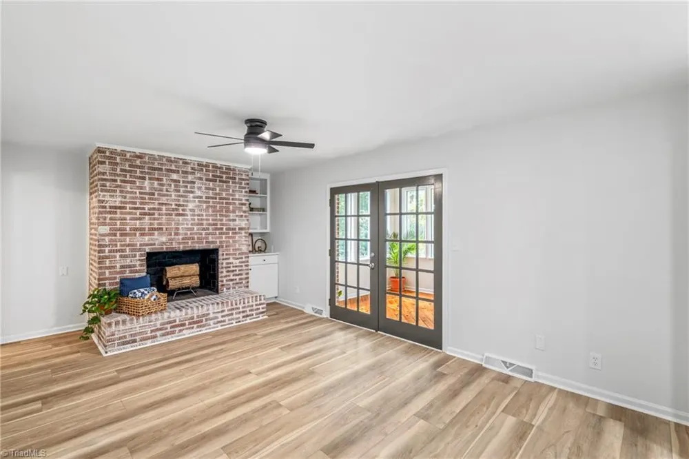 107 Ben Nevis Drive Kernersville, NC 27284