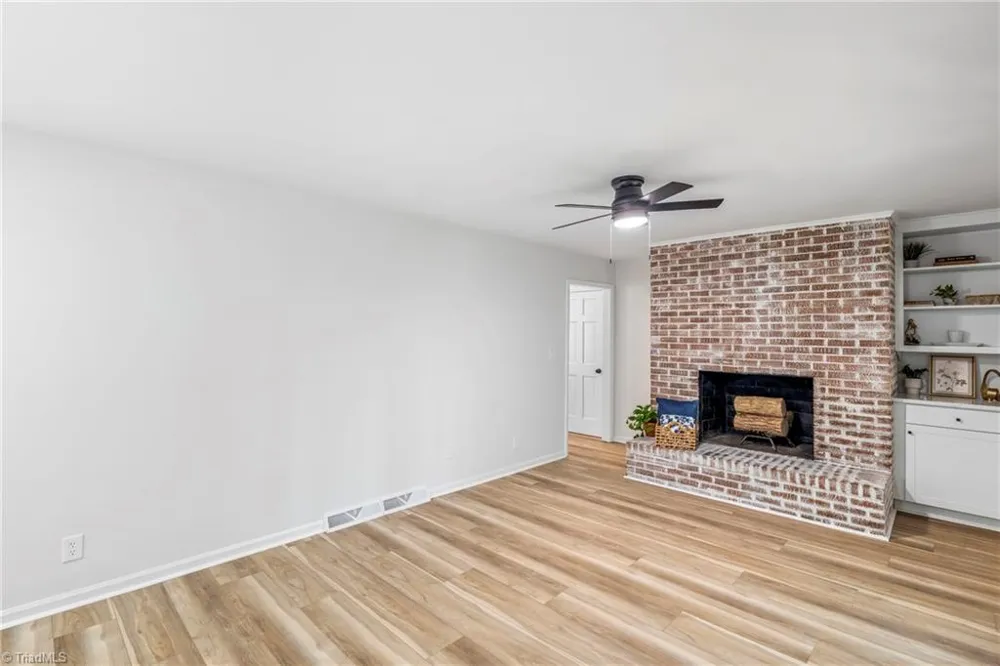 107 Ben Nevis Drive Kernersville, NC 27284