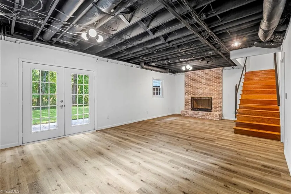 107 Ben Nevis Drive Kernersville, NC 27284