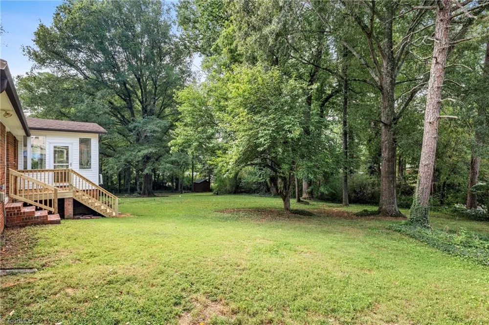 107 Ben Nevis Drive Kernersville, NC 27284