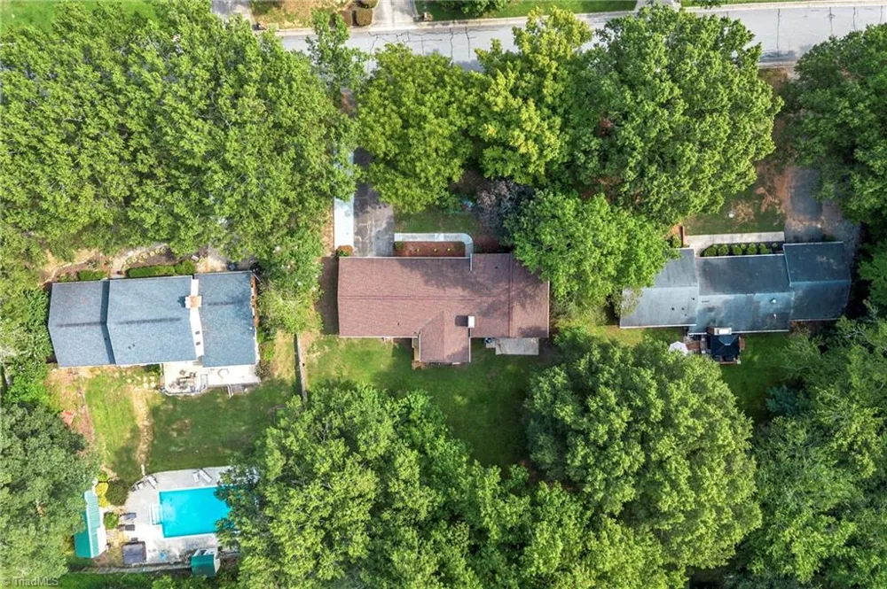 107 Ben Nevis Drive Kernersville, NC 27284