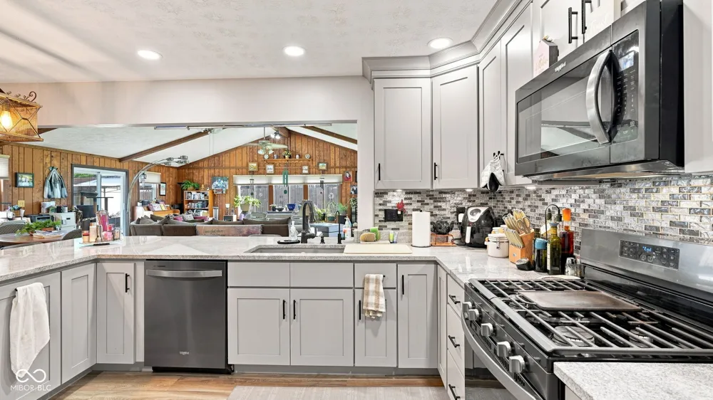 2116 Heather Drive Anderson, IN 46012