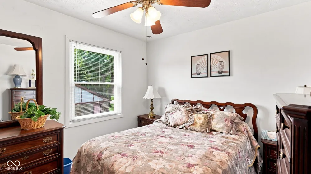 2116 Heather Drive Anderson, IN 46012