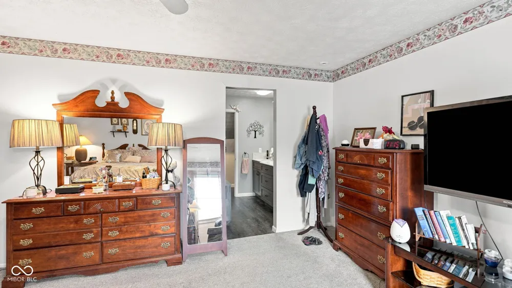 2116 Heather Drive Anderson, IN 46012