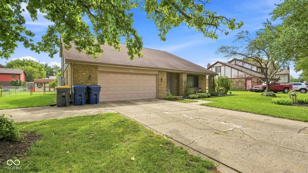 2116 Heather Drive Anderson, IN 46012