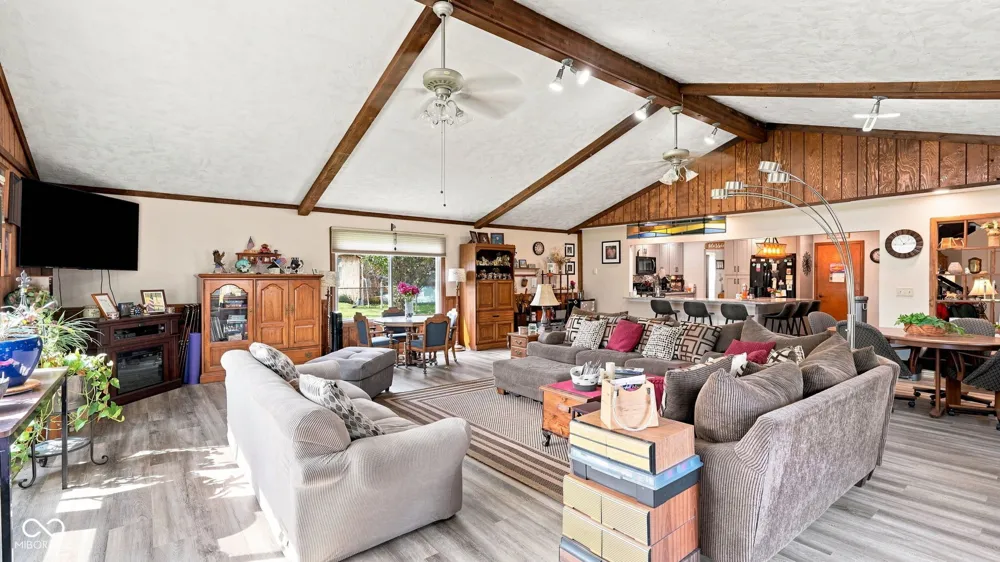 2116 Heather Drive Anderson, IN 46012