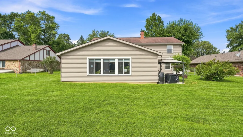 2116 Heather Drive Anderson, IN 46012