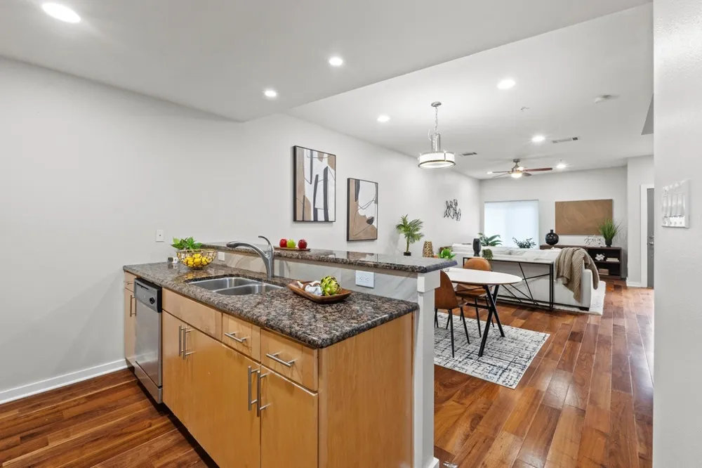 503 Swanee Drive #19 Austin, TX 78752