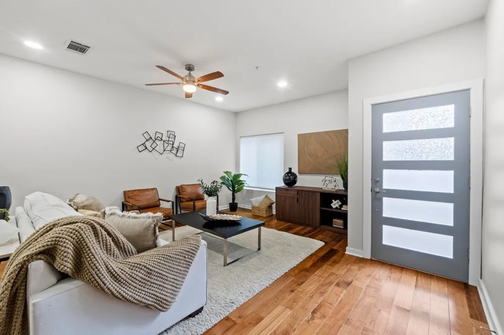 503 Swanee Drive #19 Austin, TX 78752