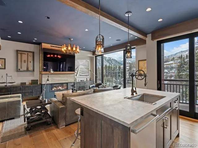 1 Waterfront Way #204 Avon, CO 81620