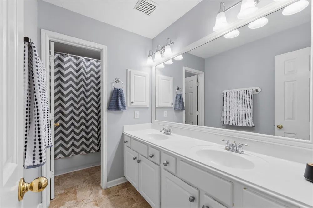 1277 Ocean Manor Lane League City, TX 77573