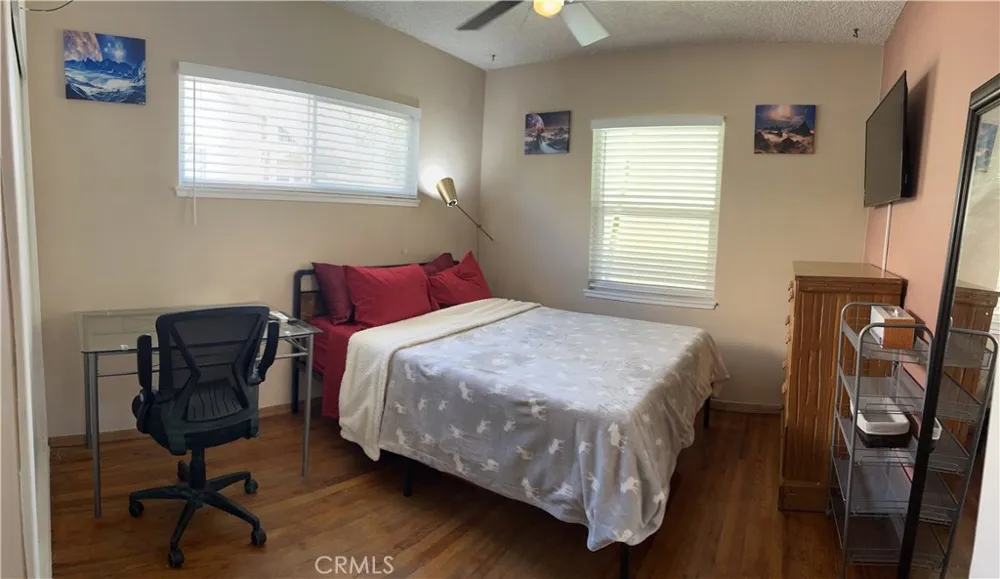 1762 W Minerva Anaheim, CA 92804