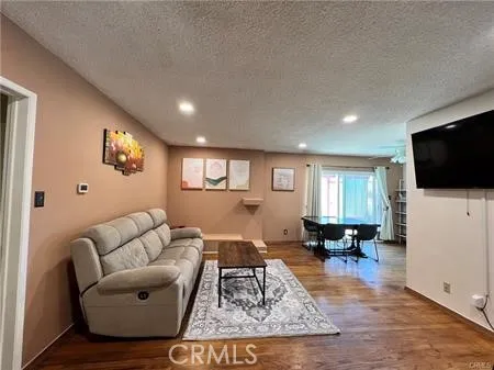 1762 W Minerva Anaheim, CA 92804