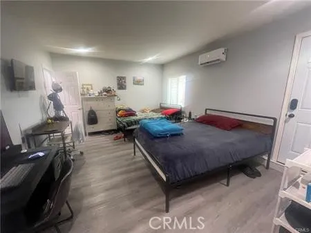 1762 W Minerva Anaheim, CA 92804