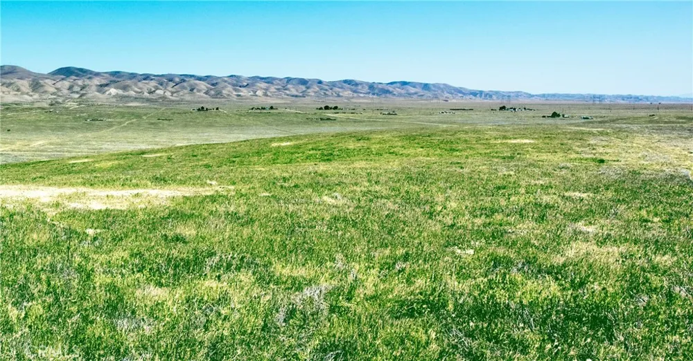 14030 Blocksburg Road Santa Margarita, CA 93453