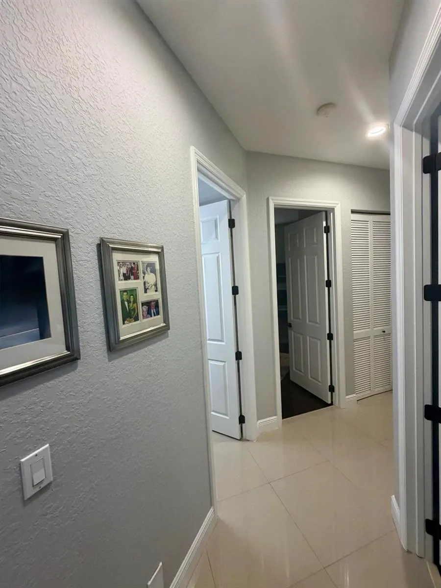 12200 NW 77TH Manor Parkland, FL 33076