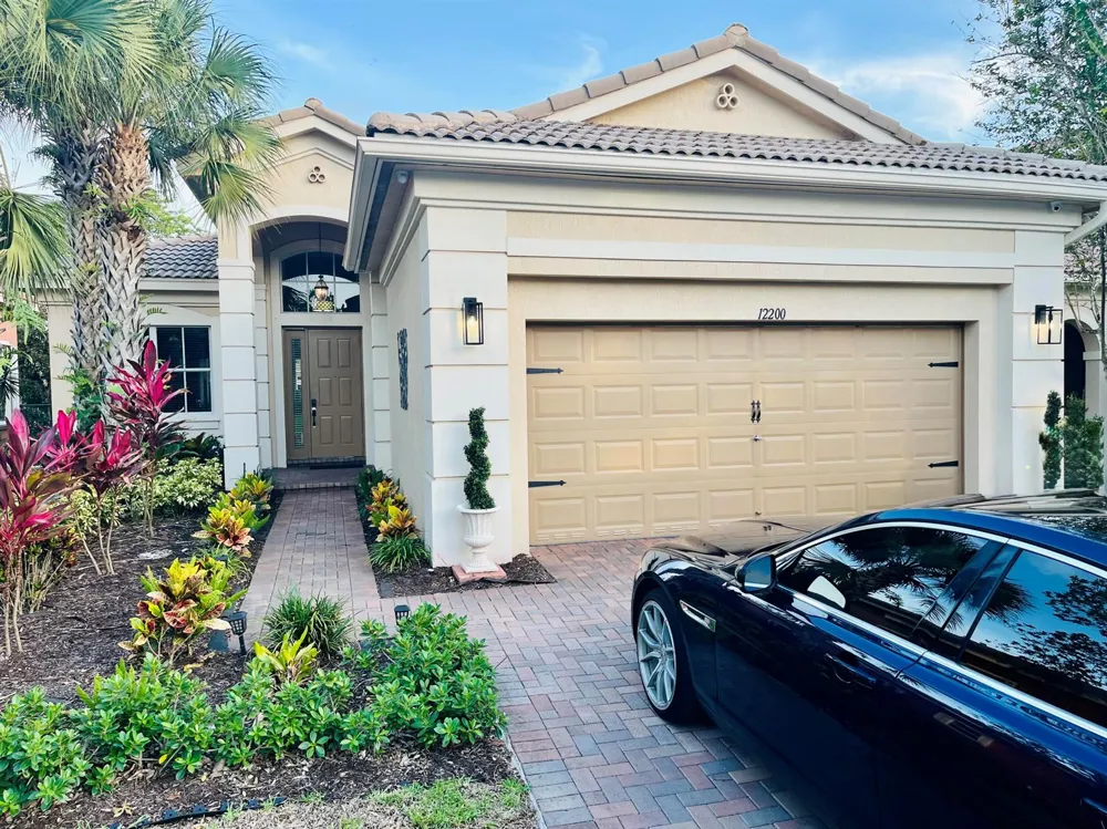 12200 NW 77TH Manor Parkland, FL 33076