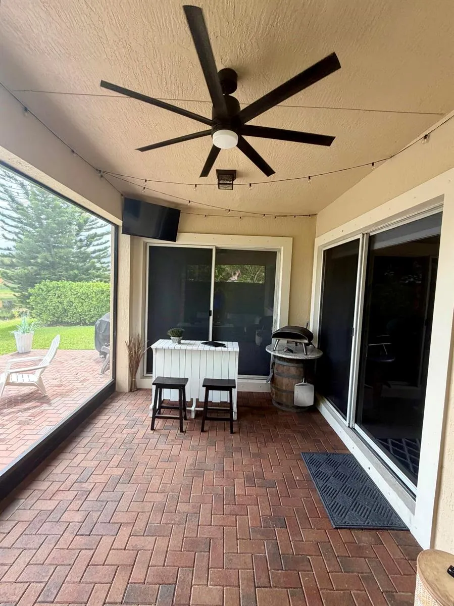12200 NW 77TH Manor Parkland, FL 33076