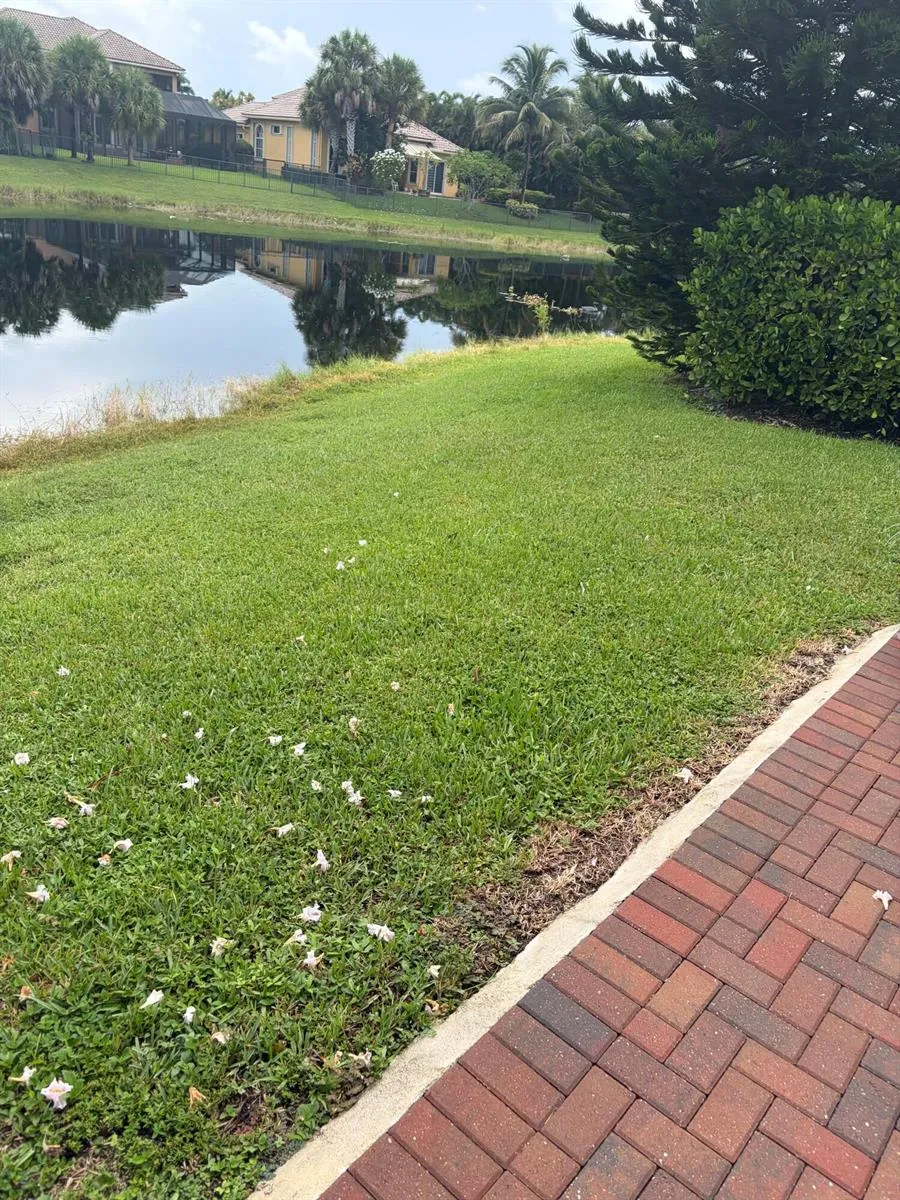 12200 NW 77TH Manor Parkland, FL 33076
