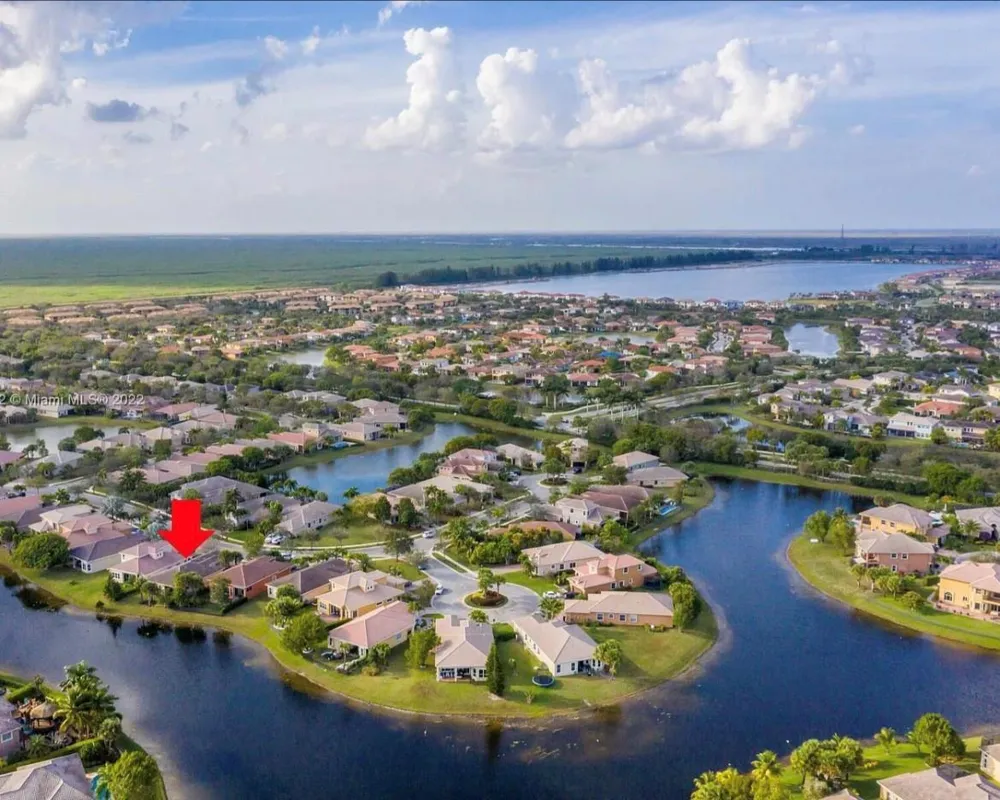 12200 NW 77TH Manor Parkland, FL 33076