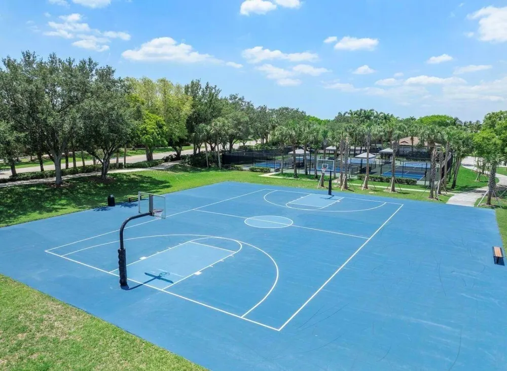 12200 NW 77TH Manor Parkland, FL 33076