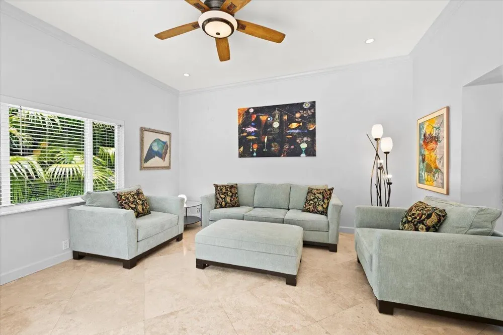 2137 NE 17TH AVENUE Wilton Manors, FL 33305