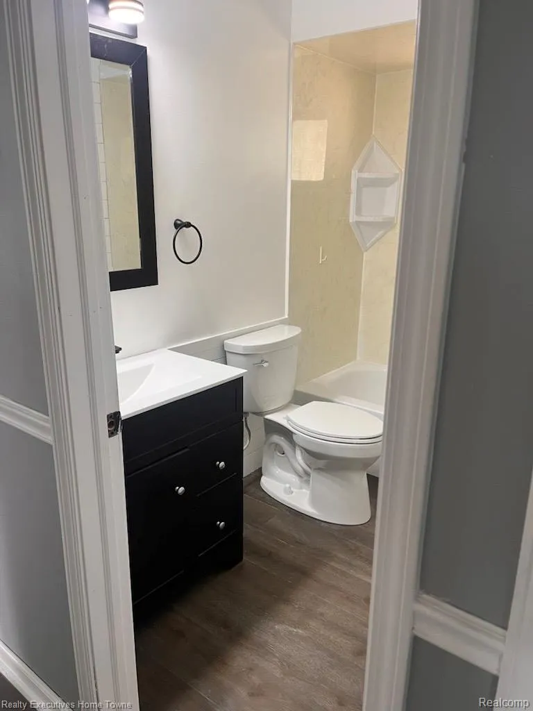 25015 Orchid Street Harrison Charter Township, MI 48045