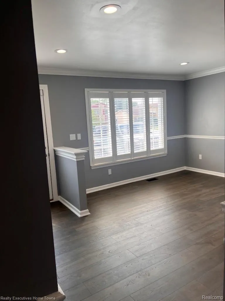 25015 Orchid Street Harrison Charter Township, MI 48045