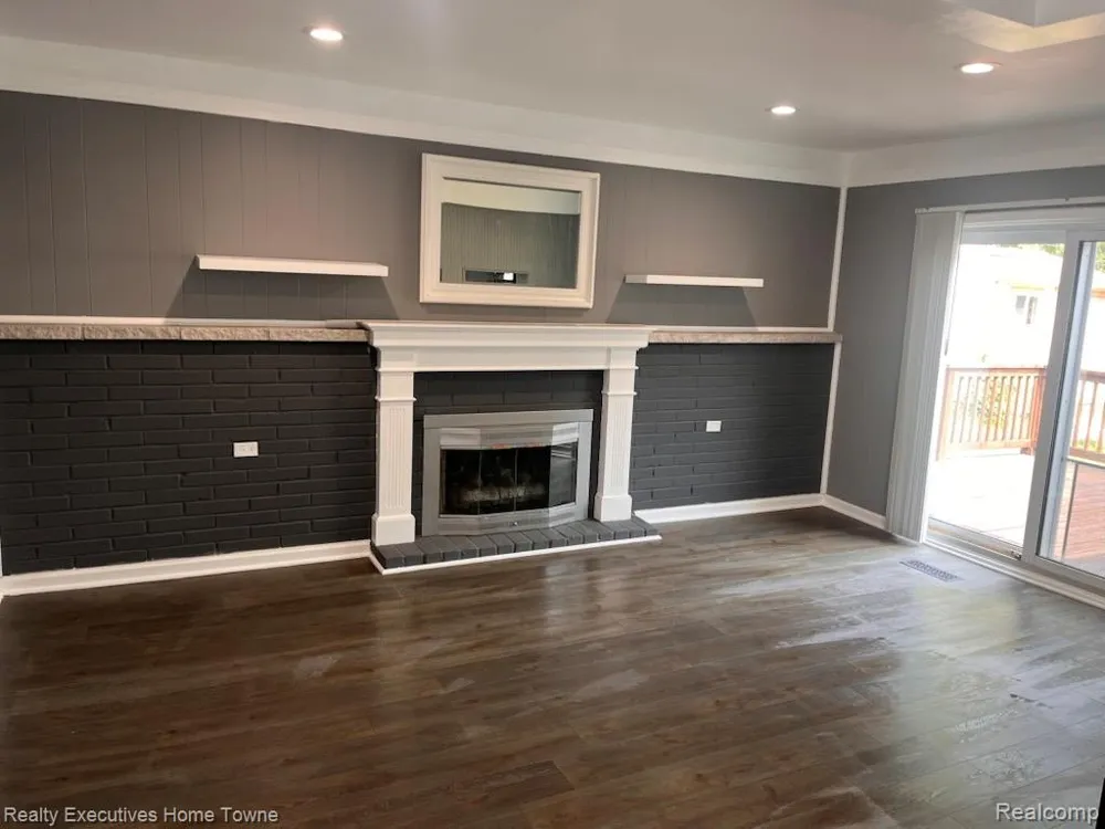 25015 Orchid Street Harrison Charter Township, MI 48045