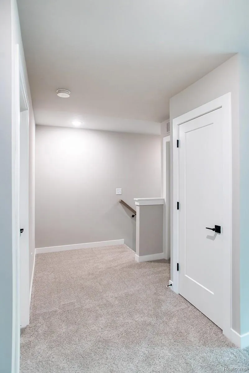 5 Grandview Circle #70 White Lake Charter Township, MI 48386