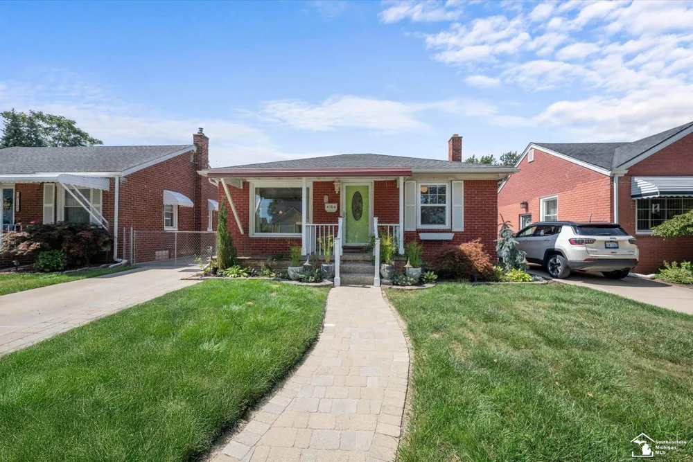 4164 Duplex Avenue Lincoln Park City, MI 48146