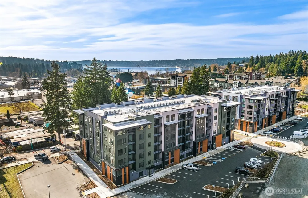 6949 NE 184th Lane #306 Kenmore, WA 98028