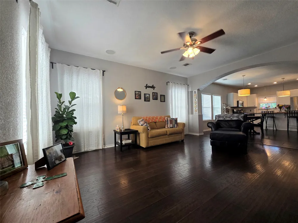 1704 S College Street Georgetown, TX 78626