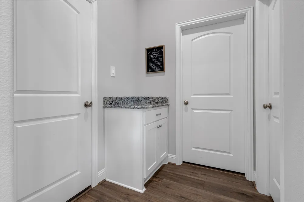 536 Private Road 7017 Edgewood, TX 75117