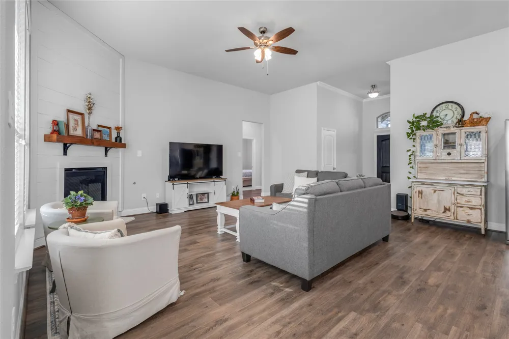 536 Private Road 7017 Edgewood, TX 75117