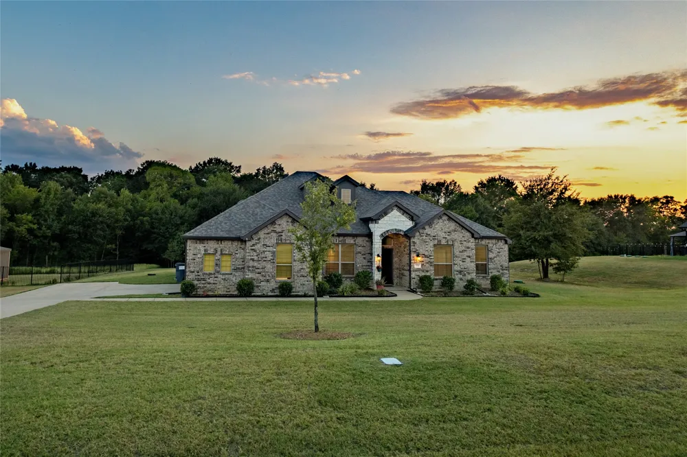 536 Private Road 7017 Edgewood, TX 75117